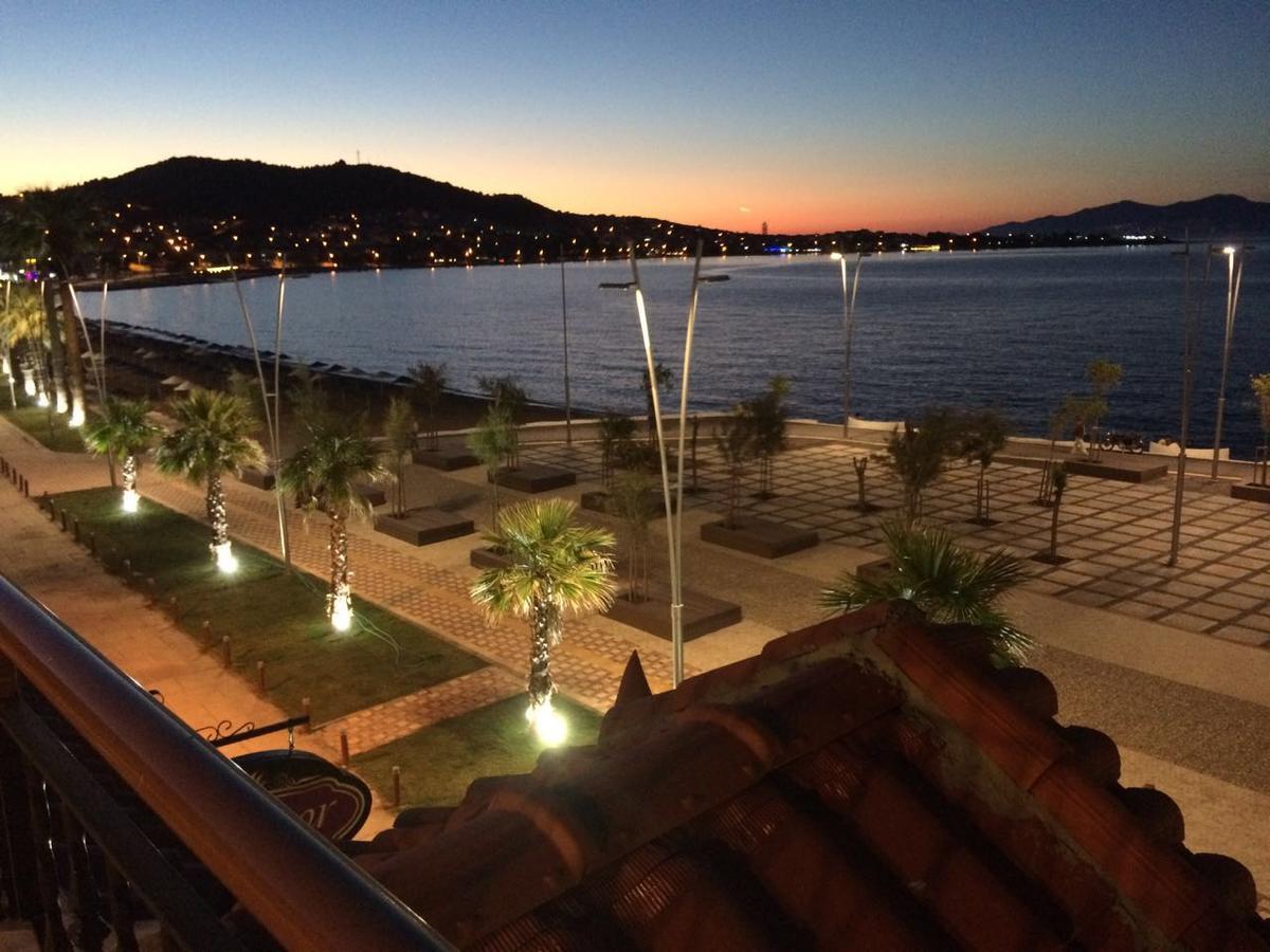 Focamor Otel Yenifoca Luaran gambar