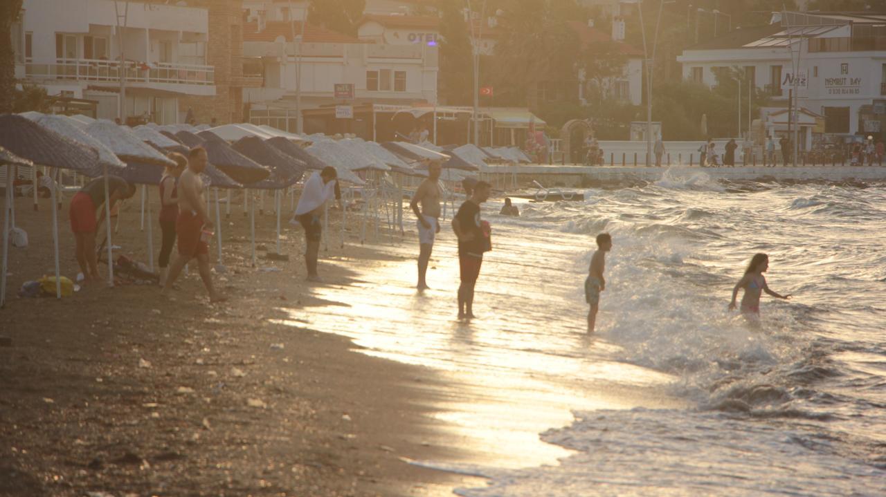 Focamor Otel Yenifoca Luaran gambar